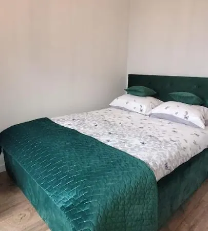Nest * Zator