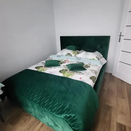 Nest * Zator